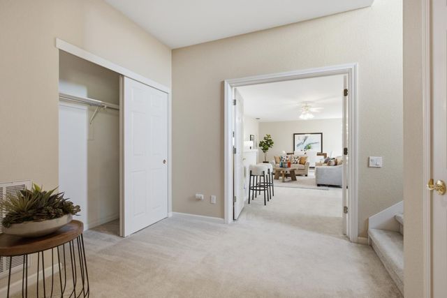 2435 Horseshoe Ct, Rocklin, CA 95765