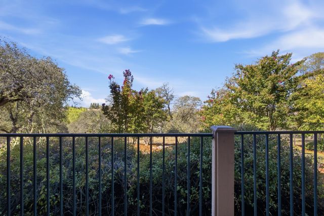 2435 Horseshoe Ct, Rocklin, CA 95765