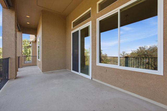 2435 Horseshoe Ct, Rocklin, CA 95765