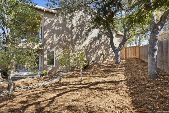 2435 Horseshoe Ct, Rocklin, CA 95765