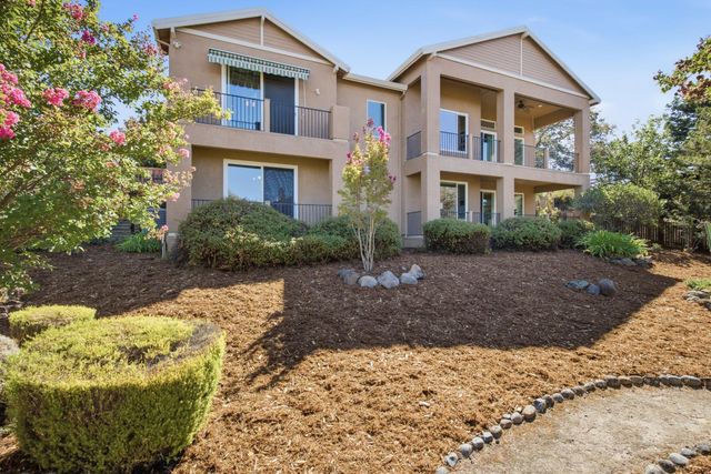 2435 Horseshoe Ct, Rocklin, CA 95765