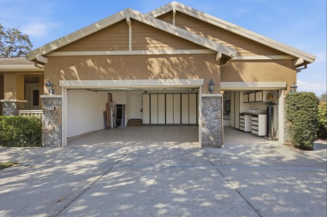 2435 Horseshoe Ct, Rocklin, CA 95765