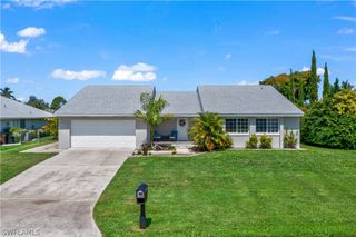 516 SE 20th PL, Cape Coral, FL 33990