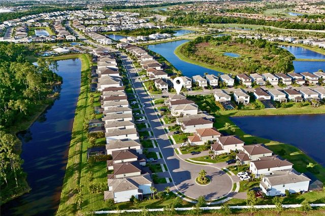 6111 BLUESTAR COURT, Bradenton, FL 34211