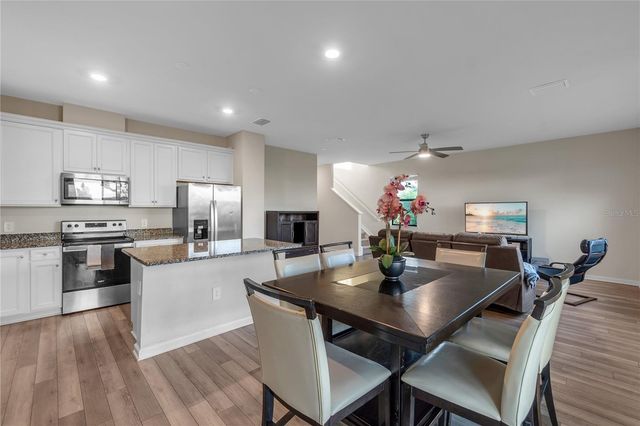 6111 BLUESTAR COURT, Bradenton, FL 34211