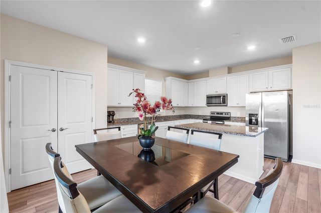 6111 BLUESTAR COURT, Bradenton, FL 34211