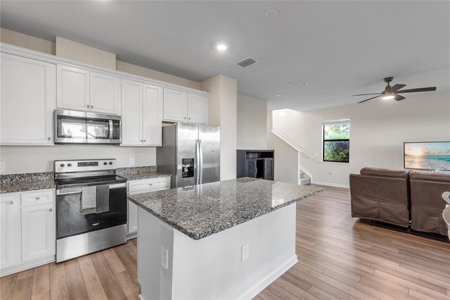 6111 BLUESTAR COURT, Bradenton, FL 34211