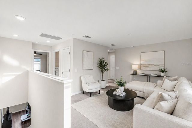 6111 BLUESTAR COURT, Bradenton, FL 34211