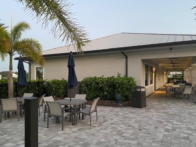 6111 BLUESTAR COURT, Bradenton, FL 34211