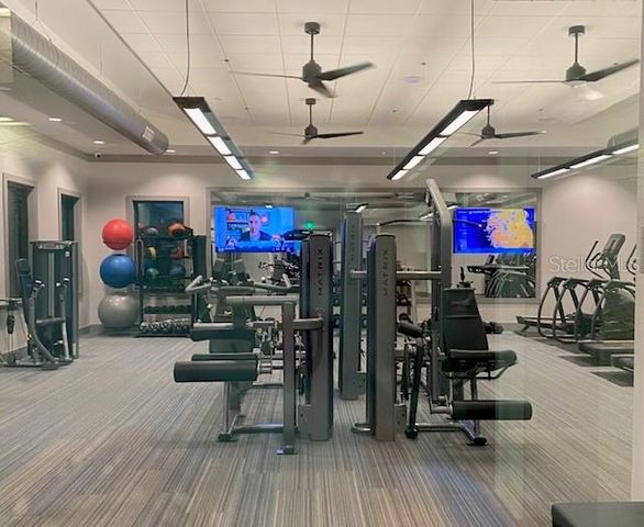 6111 BLUESTAR COURT, Bradenton, FL 34211