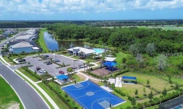 6111 BLUESTAR COURT, Bradenton, FL 34211