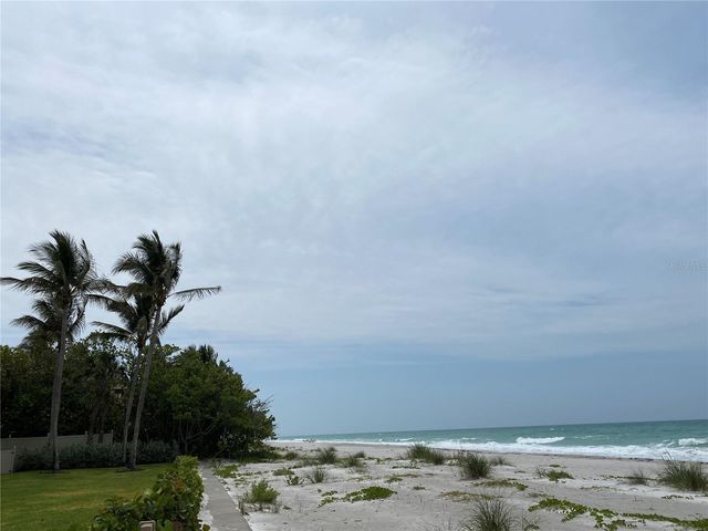 6111 BLUESTAR COURT, Bradenton, FL 34211
