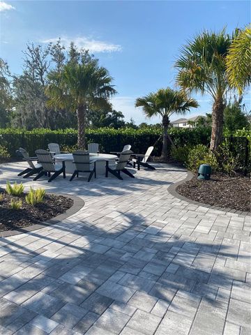 6111 BLUESTAR COURT, Bradenton, FL 34211