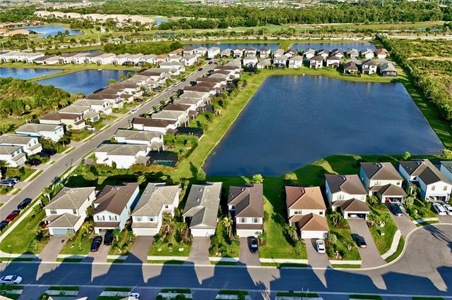 6111 BLUESTAR COURT, Bradenton, FL 34211