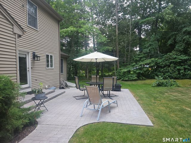9 Woodberry Hill Drive, Southington, CT 06489