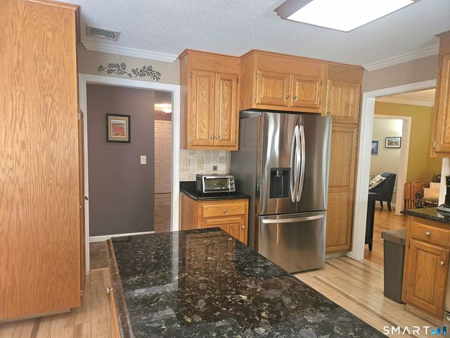 9 Woodberry Hill Drive, Southington, CT 06489
