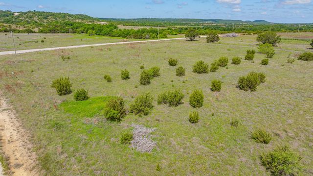 1538 Hidden Valley Road, Glen Rose, TX 76043