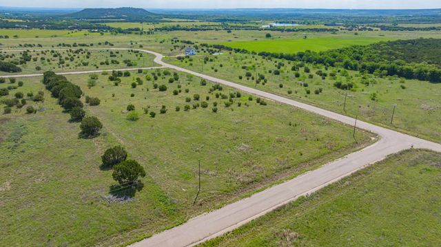 1538 Hidden Valley Road, Glen Rose, TX 76043
