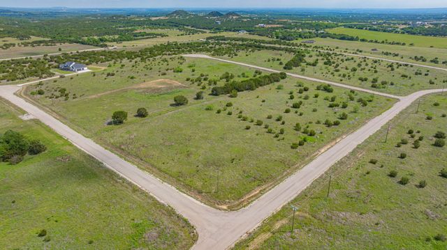 1538 Hidden Valley Road, Glen Rose, TX 76043