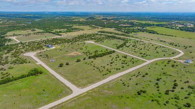 1538 Hidden Valley Road, Glen Rose, TX 76043