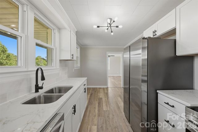 5361 Meadowlane Drive, Granite Falls, NC 28630