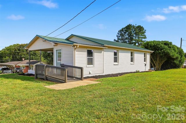 5361 Meadowlane Drive, Granite Falls, NC 28630
