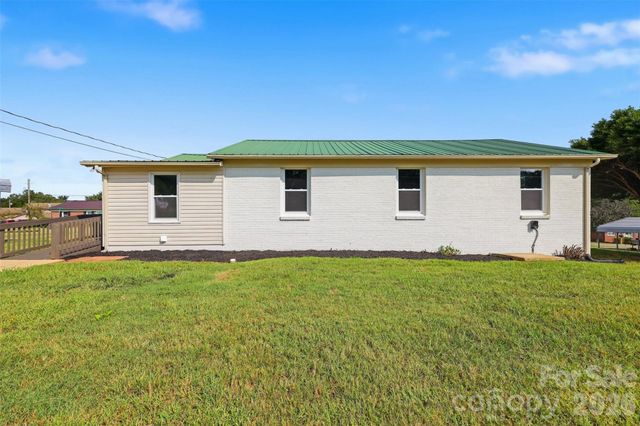 5361 Meadowlane Drive, Granite Falls, NC 28630