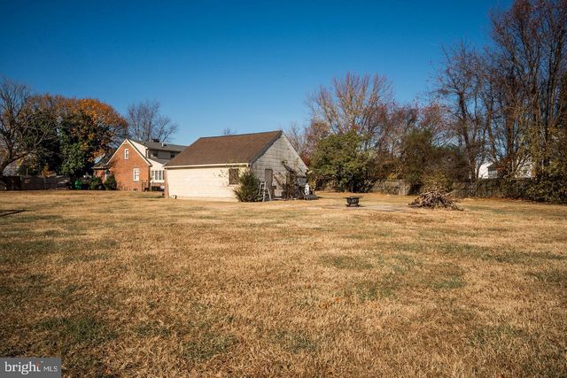 10289 S DUPONT HWY, Felton, DE 19943