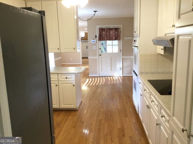 1368 Branchwood Drive, Snellville, GA 30078