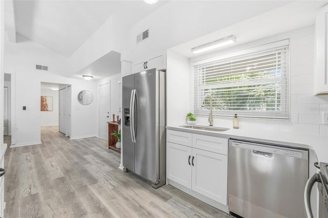 1003 GREENLEAF WAY, Tarpon Springs, FL 34689