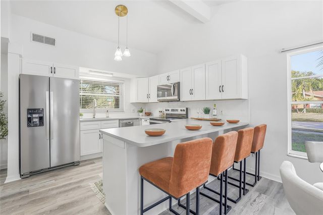 1003 GREENLEAF WAY, Tarpon Springs, FL 34689