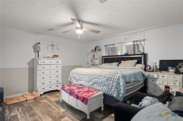 2316 County Road 404 Loop, Bartlett, TX 76511