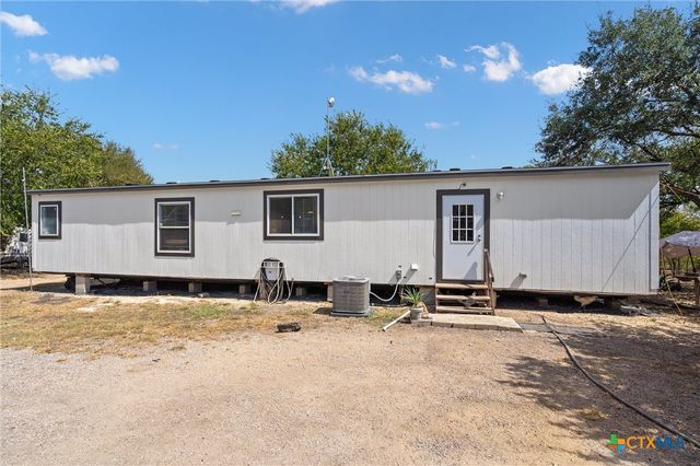 2316 County Road 404 Loop, Bartlett, TX 76511