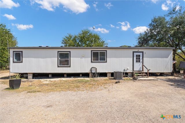 2316 County Road 404 Loop, Bartlett, TX 76511