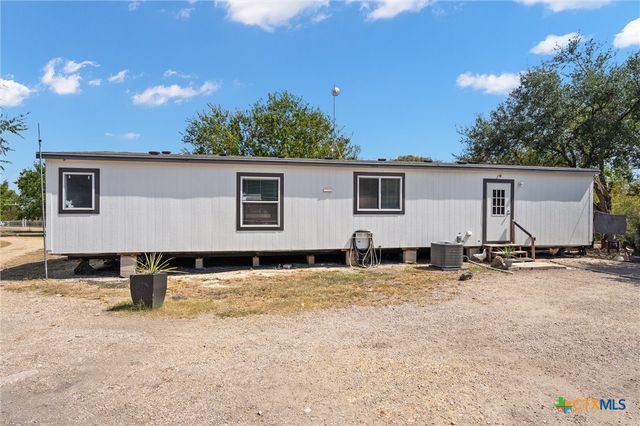 2316 County Road 404 Loop, Bartlett, TX 76511