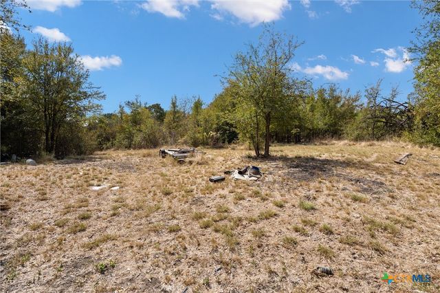 2316 County Road 404 Loop, Bartlett, TX 76511