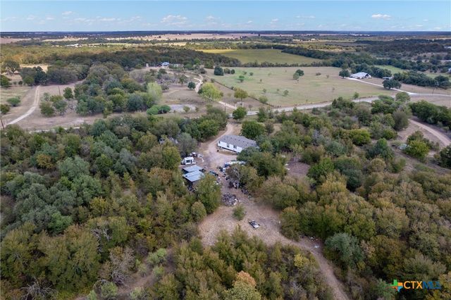 2316 County Road 404 Loop, Bartlett, TX 76511