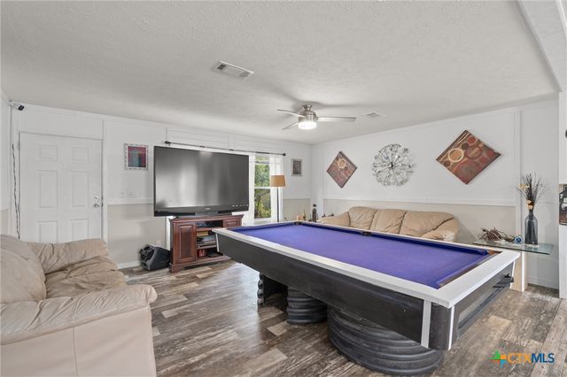 2316 County Road 404 Loop, Bartlett, TX 76511