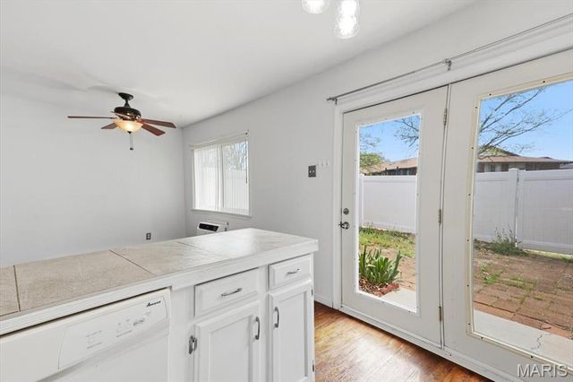 8795 Sieloff Drive, St Louis, MO 63042