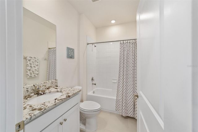 5252 NW 46TH LANE ROAD, Ocala, FL 34482