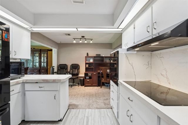 2222 E HARDING STREET, Orlando, FL 32806