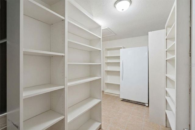 2222 E HARDING STREET, Orlando, FL 32806