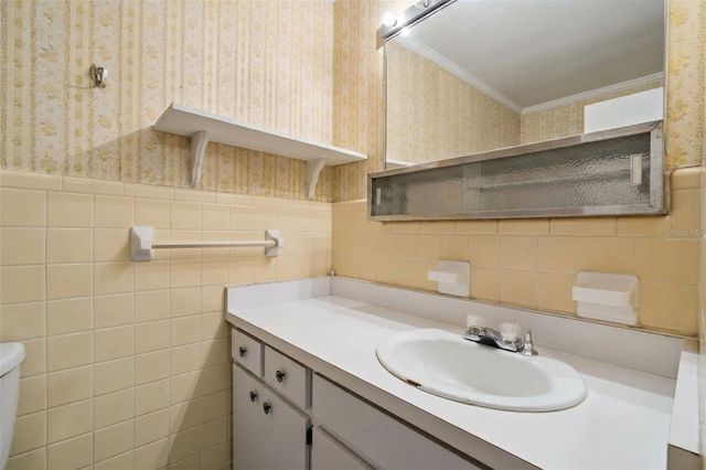 2222 E HARDING STREET, Orlando, FL 32806
