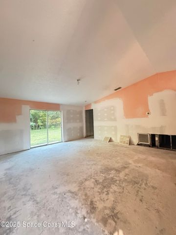 1774 Glenridge Street NW, Palm Bay, FL 32907