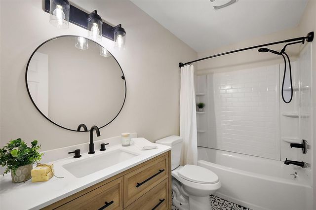 4614 EAGLES NEST ROAD, Fruitland Park, FL 34731