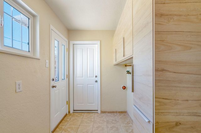 9609 Prospect Avenue NE, Albuquerque, NM 87112