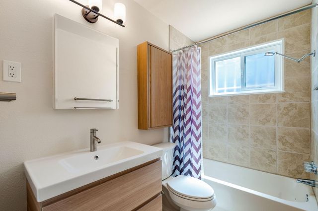 9609 Prospect Avenue NE, Albuquerque, NM 87112
