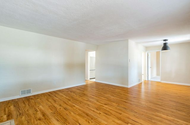 9609 Prospect Avenue NE, Albuquerque, NM 87112