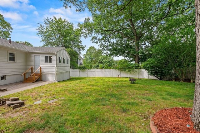 9 Charity Ln, Dedham, MA 02026