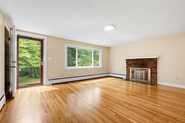9 Charity Ln, Dedham, MA 02026